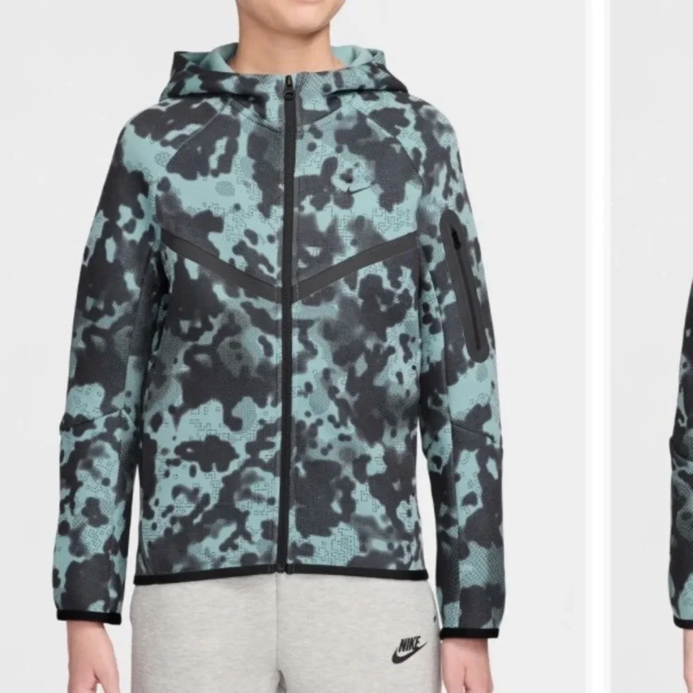 Nike Boys Tech Fleece Full Zip Hoodie Digital Camo Grey Mint HQ8891-017 XL